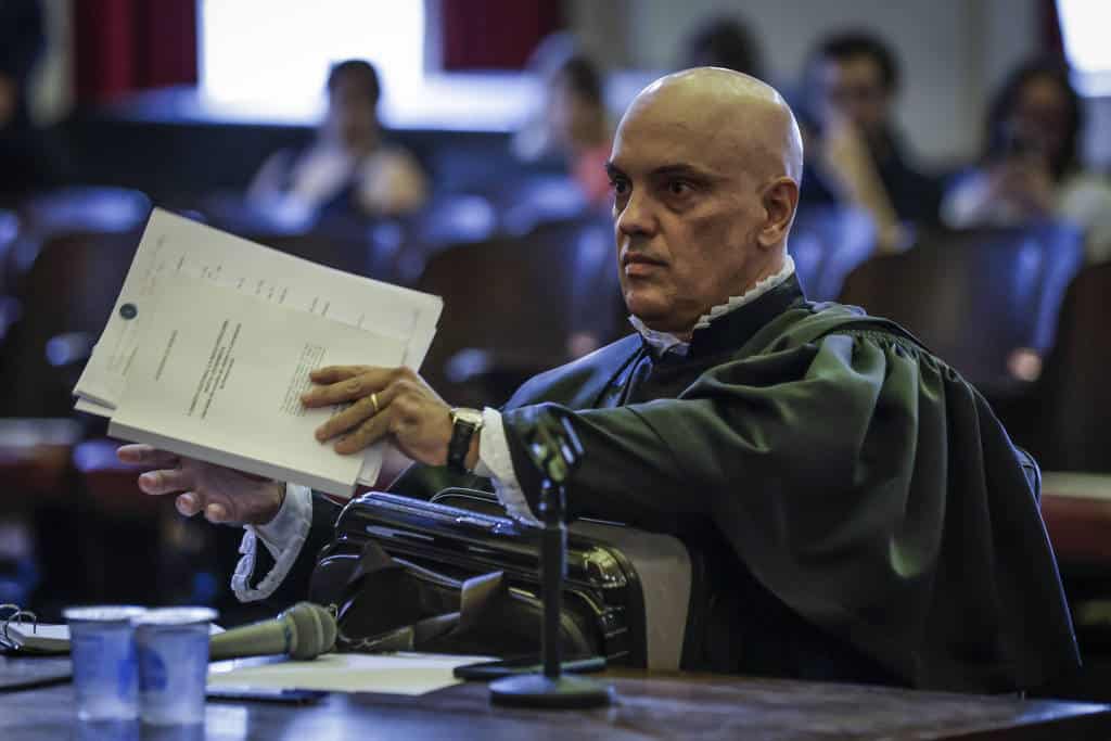 Nota de Moraes apresenta divergências de datas e encontros não registrados no BC