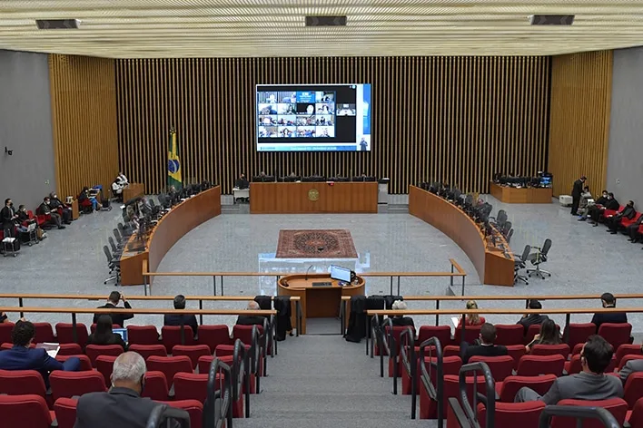 STJ decide que redução do prazo prescricional se aplica se réu completa 70 anos antes de acórdão que altera a sentença