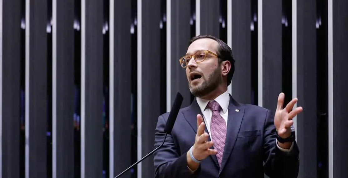 Deputado do PL se explica após almoço com presença de ministro do STF