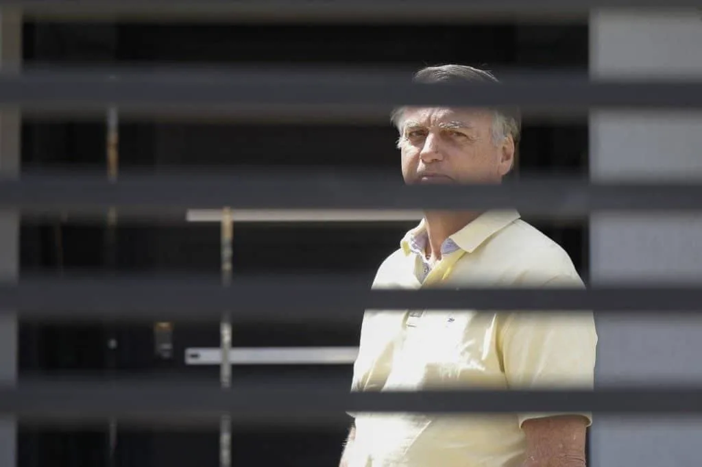 Alexandre de Moraes nega novo pedido de prisão domiciliar a Jair Bolsonaro