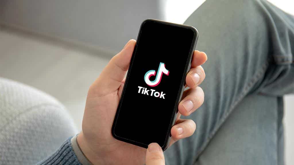 TikTok é condenado a pagar 10 mil reais de indenização após não remover perfis falsos de criadora de conteúdo adulto