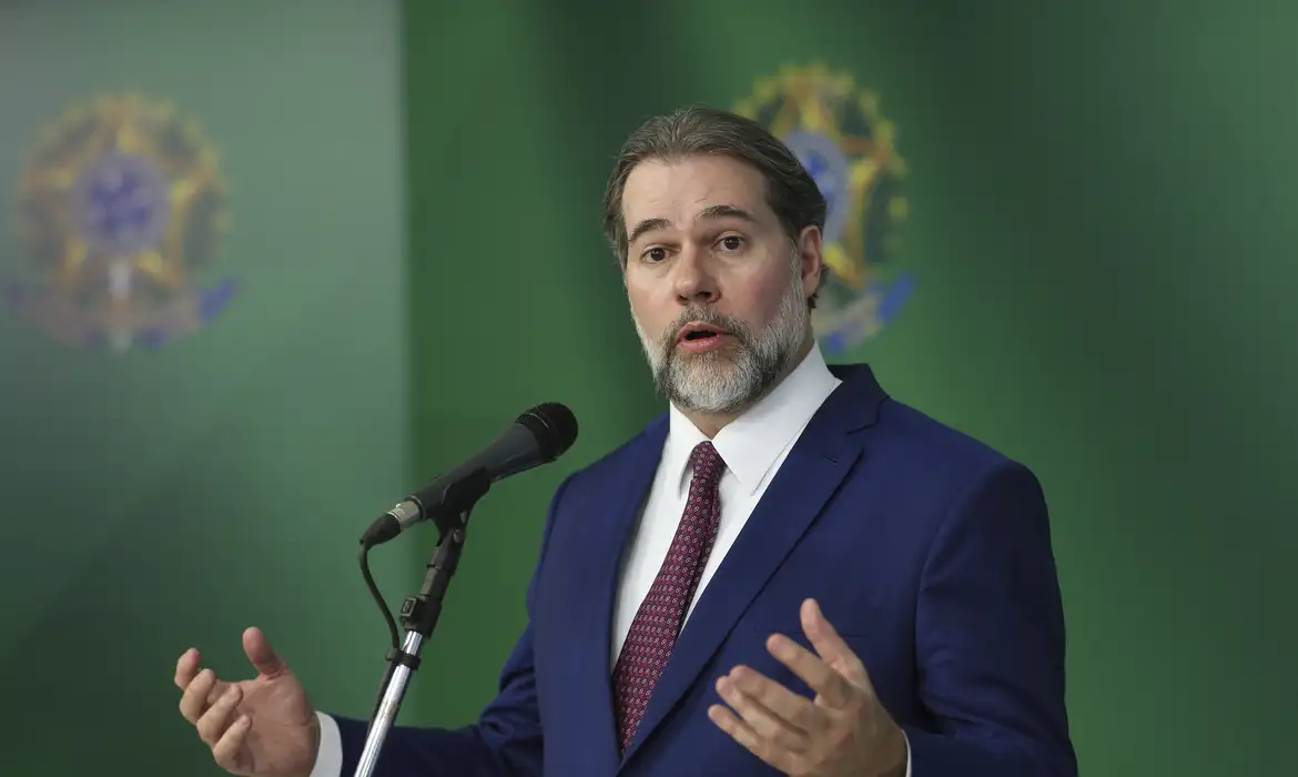Toffoli mantém relatoria de inquérito sobre Banco Master e debate volta a foco em impedimento e suspeição