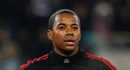 Justiça paulista reconhece remição e reduz em 160 dias a pena de Robinho por estudo e trabalho no cárcere