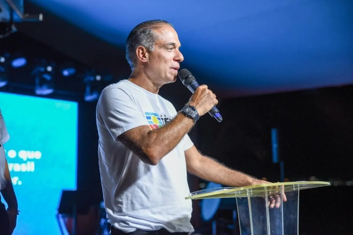Justiça de SP bloqueou R$ 112 milhões de ex-sócio do Banco Master em conta na Reag