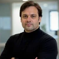 Aprovado nas provas, eliminado pela discriminação: O caso Matheus Matos e os sete erros que a “aula técnica” não ensinou