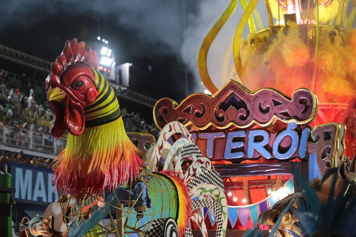 Acadêmicos de Niterói afirma sofrer perseguição após enredo sobre Lula no Carnaval do Rio de Janeiro
