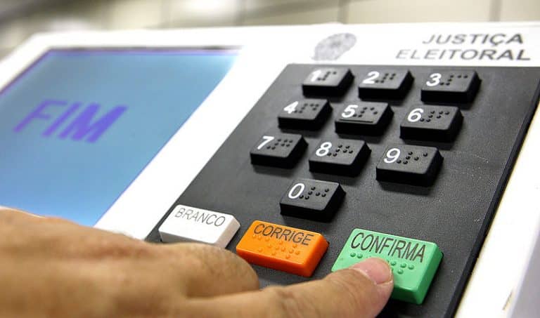 Novo teto de 12 anos reacende disputa sobre prazos de inelegibilidade no STF