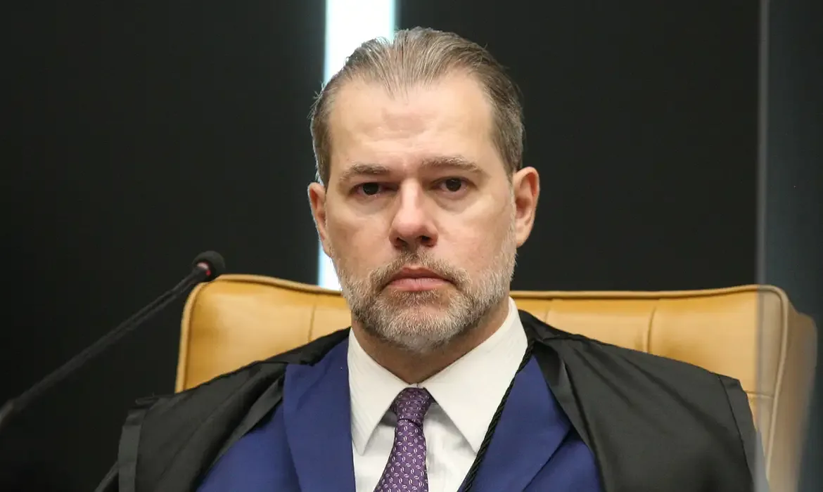 Toffoli determina análise de ANPP na Justiça Militar em caso de “falsa solteira” acusada de estelionato