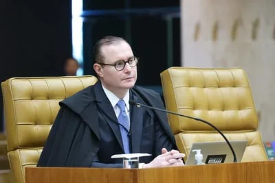 Zanin afasta pedido para impor CPI do Banco Master