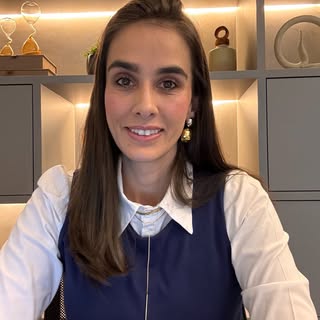 Flávia Chereghini
