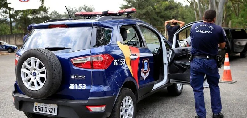 Concurso da Prefeitura de Franco da Rocha: é legal modificar a exigência de categoria de habilitação após a fase da prova objetiva?