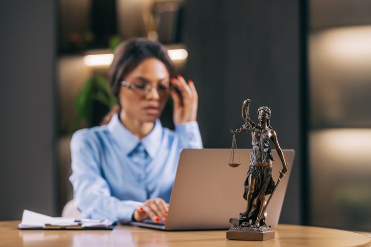 Advogadas vítimas de violência doméstica terão prioridade nas sessões da Justiça do Trabalho