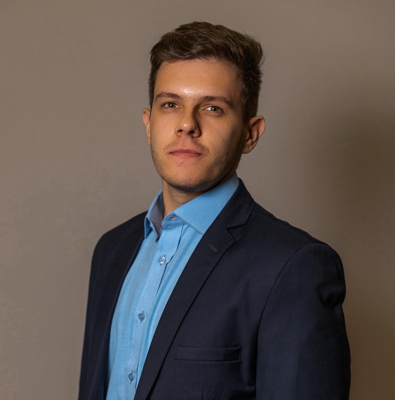 Daniel Machado Oliveira
