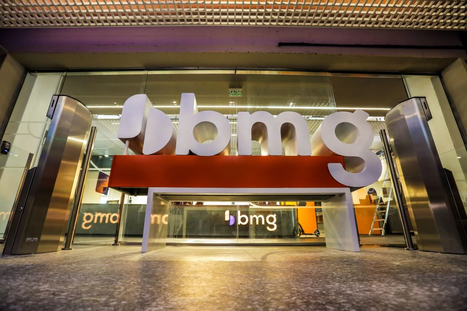 Juiz de SP encontra comando oculto para IA em petição contra o Banco BMG