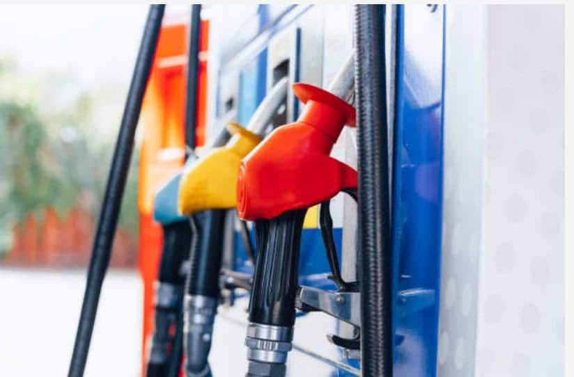 TST condena posto de gasolina a indenizar frentista atropelada por cliente durante o serviço
