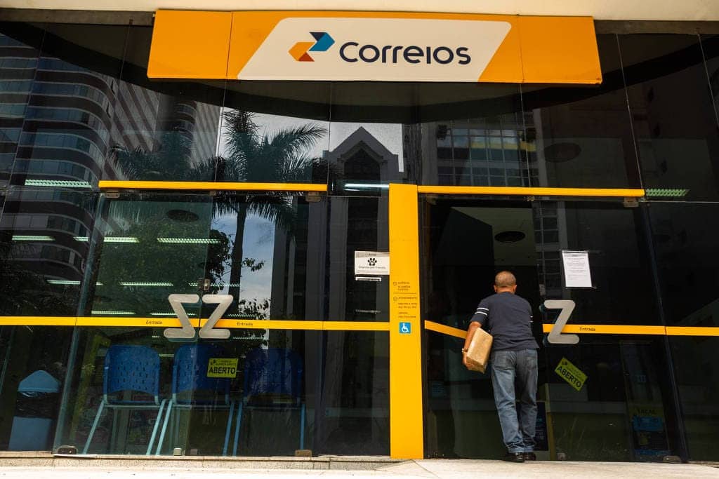 TCU alerta governo sobre ilegalidades no modelo de reestruturação financeira dos Correios e exige novo plano