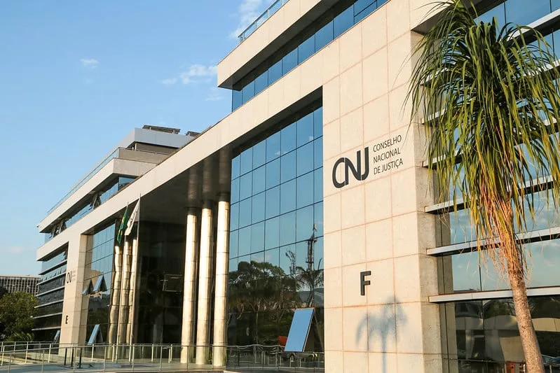 CNJ fixa teto regressivo de honorários de administrador judicial e limita atuação simultânea em grandes recuperações