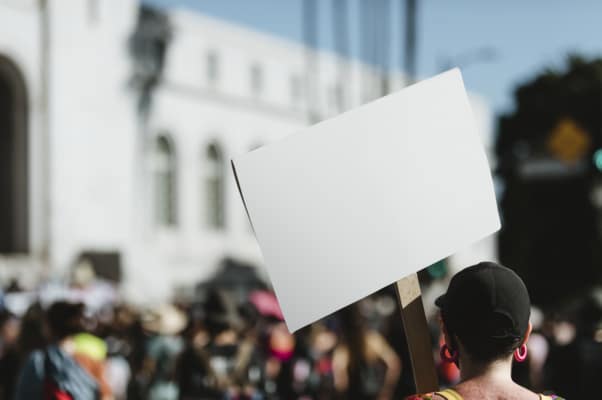 TJ-SC concede HC coletivo para proteger cidadãos que criticaram projeto de lei estadual sobre cotas raciais