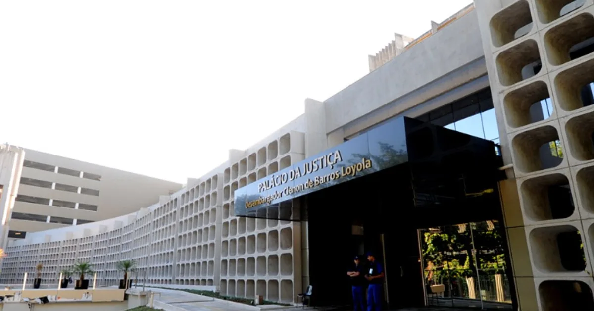 Sócia que se retira da sociedade não pode mais disputar a administração, decide TJGO