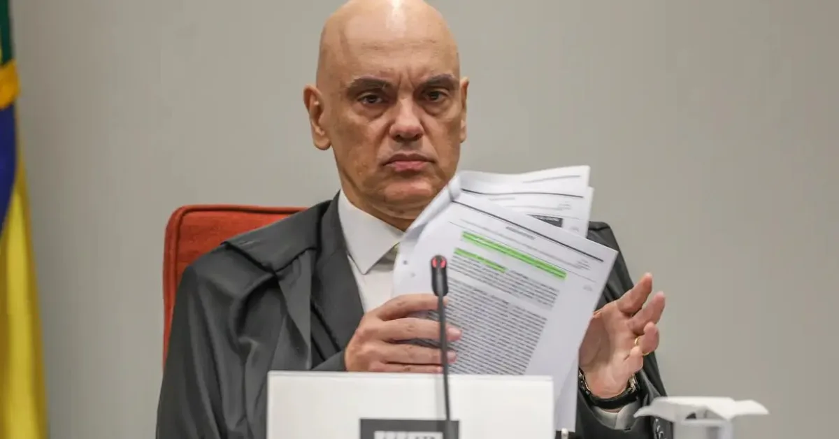 Fachin revoga designação que mantinha Moraes na condução do inquérito das fake news