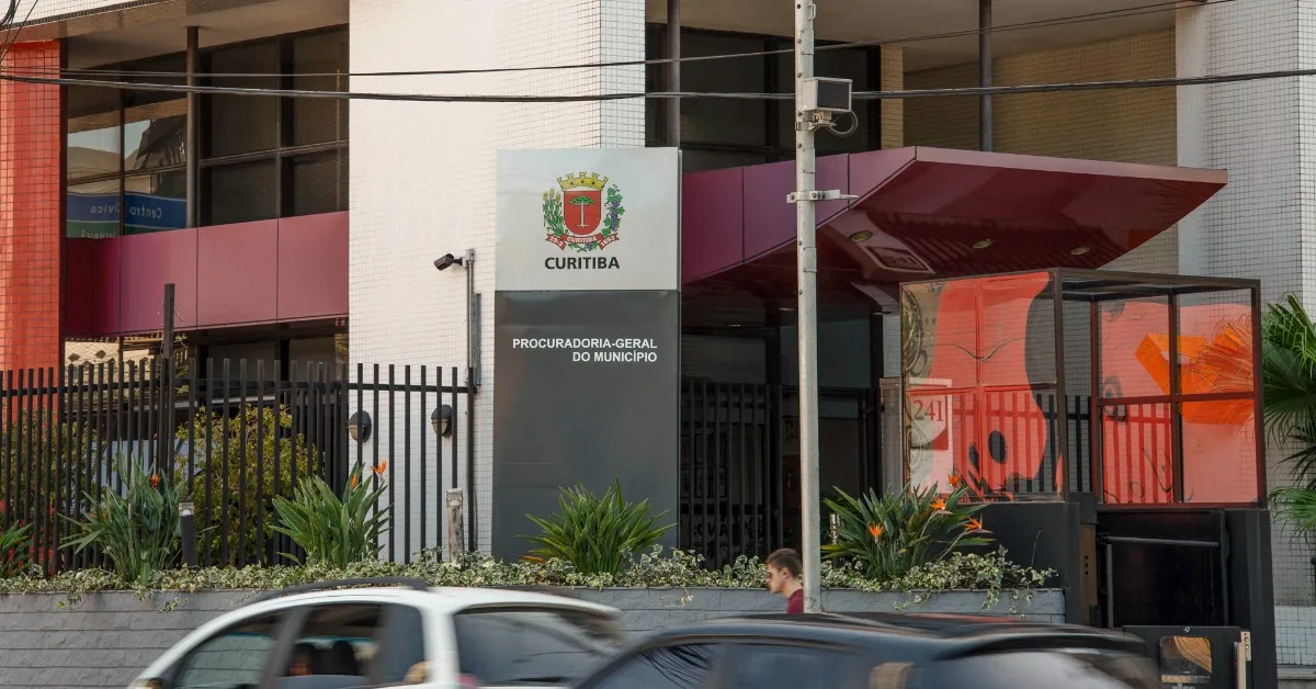 PGM Curitiba abre concurso para procurador com remuneração de R$ 38 mil