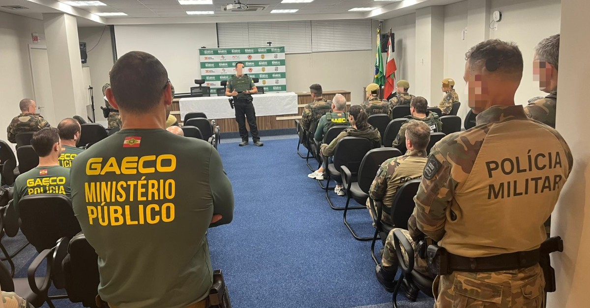 Operação Gaiola de Ouro combate comércio ilegal de animais em Santa Catarina