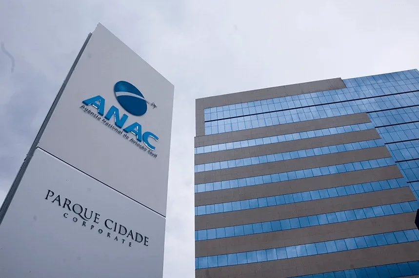 Anac flexibiliza regras de assistência a passageiros em voos atrasados