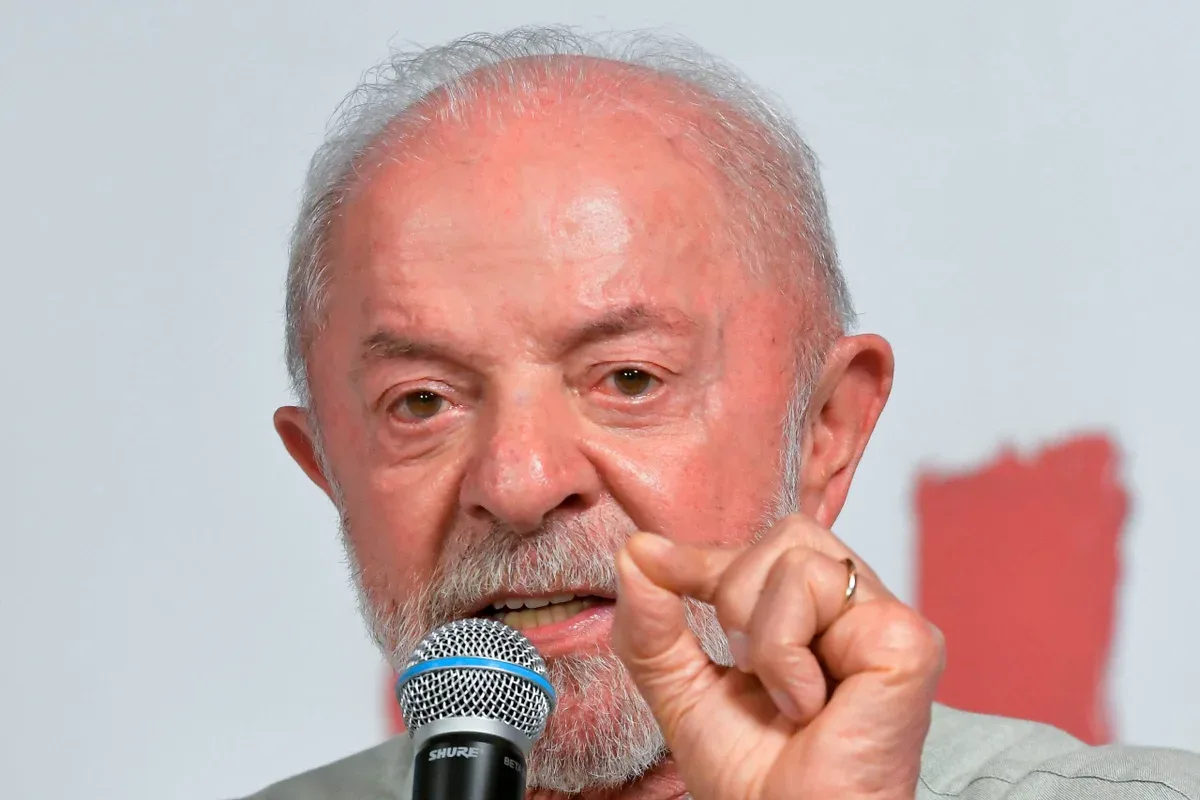 Campanha de Lula aciona TSE contra suposta seletividade algorítmica da Meta