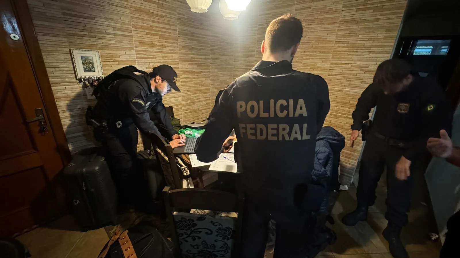 PF desarticula esquema de contrabando com uso de falsas malas diplomáticas em Viracopos