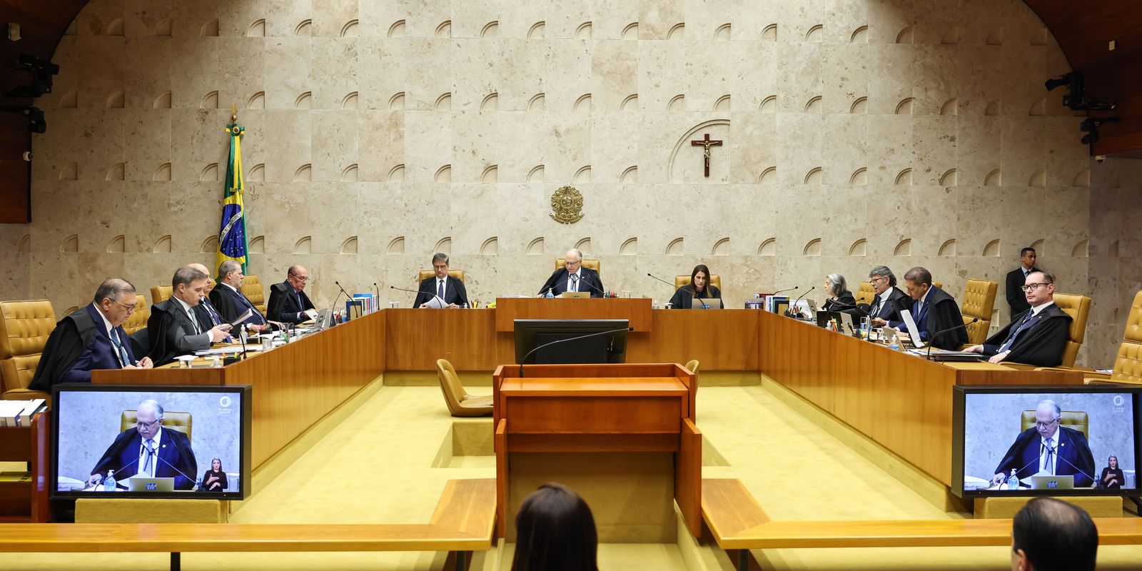 Edson Fachin pede serenidade ao STF em julgamento sobre Alexandre de Moraes