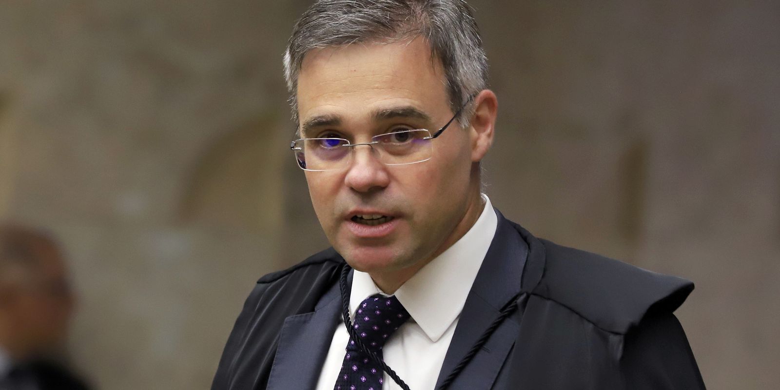 Ministro André Mendonça homologa delação sobre financiamento de filme de Jair Bolsonaro