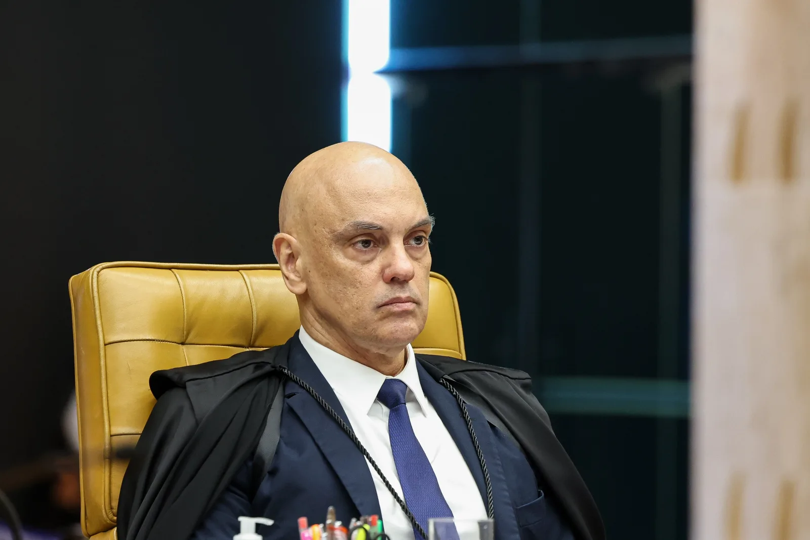 Alexandre de Moraes critica descumprimento de decisão do STF sobre maconha por polícias