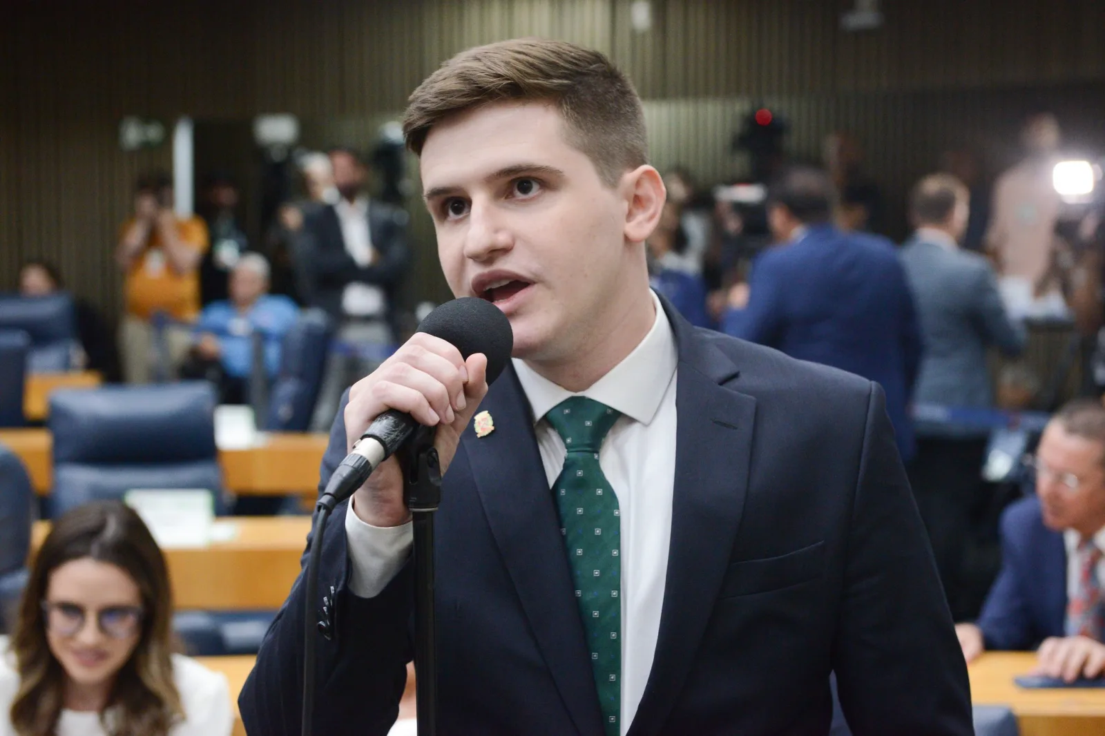 MP-SP abre inquérito contra Lucas Pavanato por suposta prática de discriminação