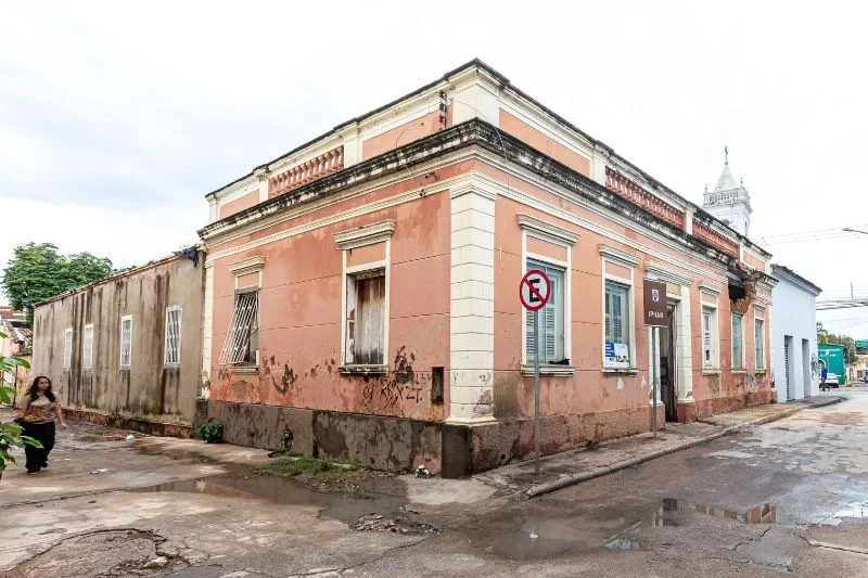 MPF aciona Prefeitura de Cuiabá e Iphan para restaurar seis imóveis tombados