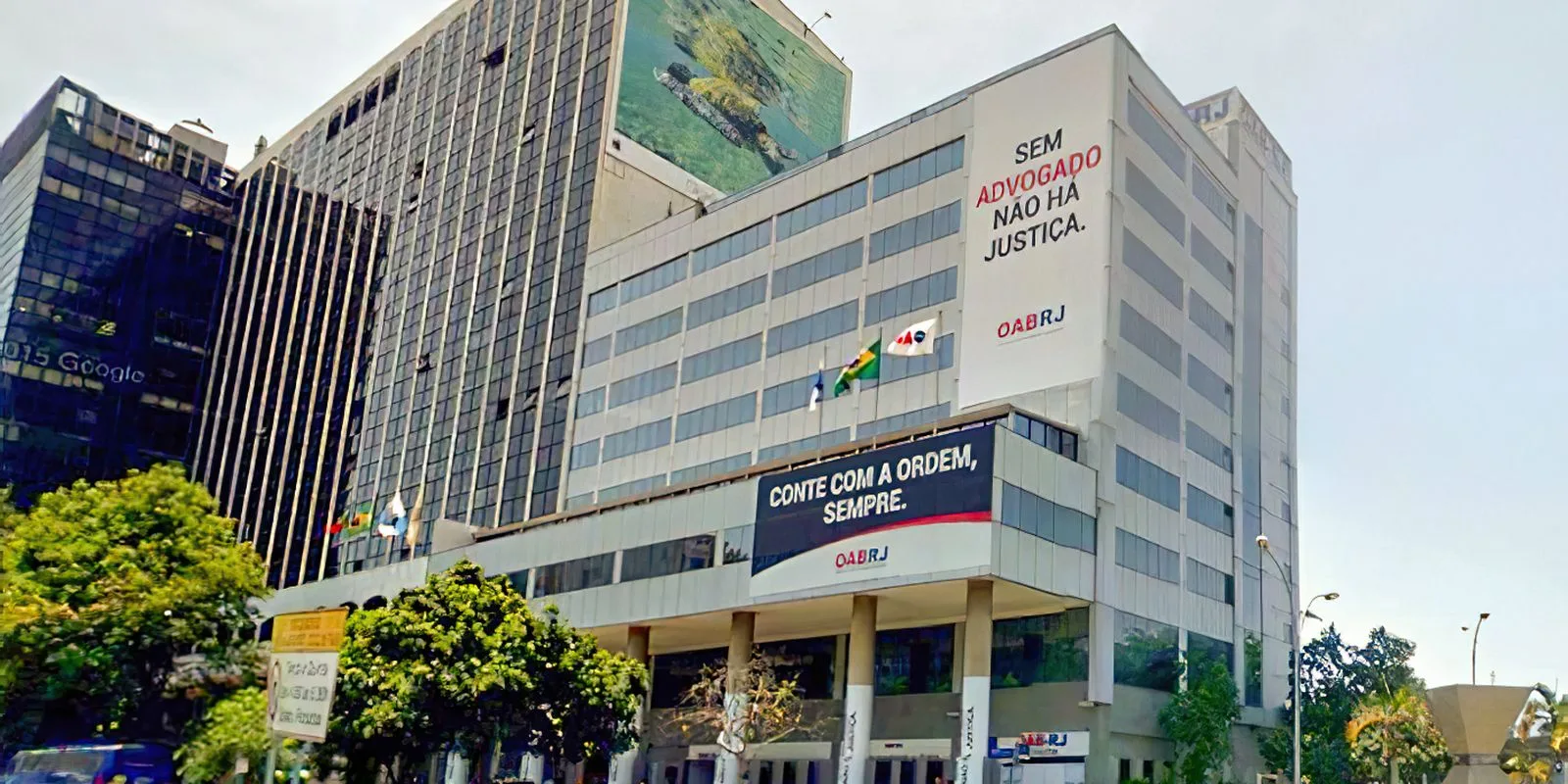 Justiça Federal proíbe plataforma de comercializar petições geradas por IA
