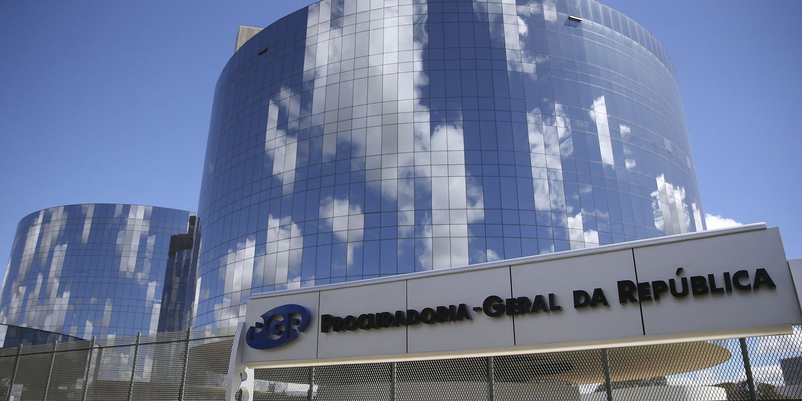 PGR defende retirada de sigilo em processo sobre pagamentos de Vorcaro