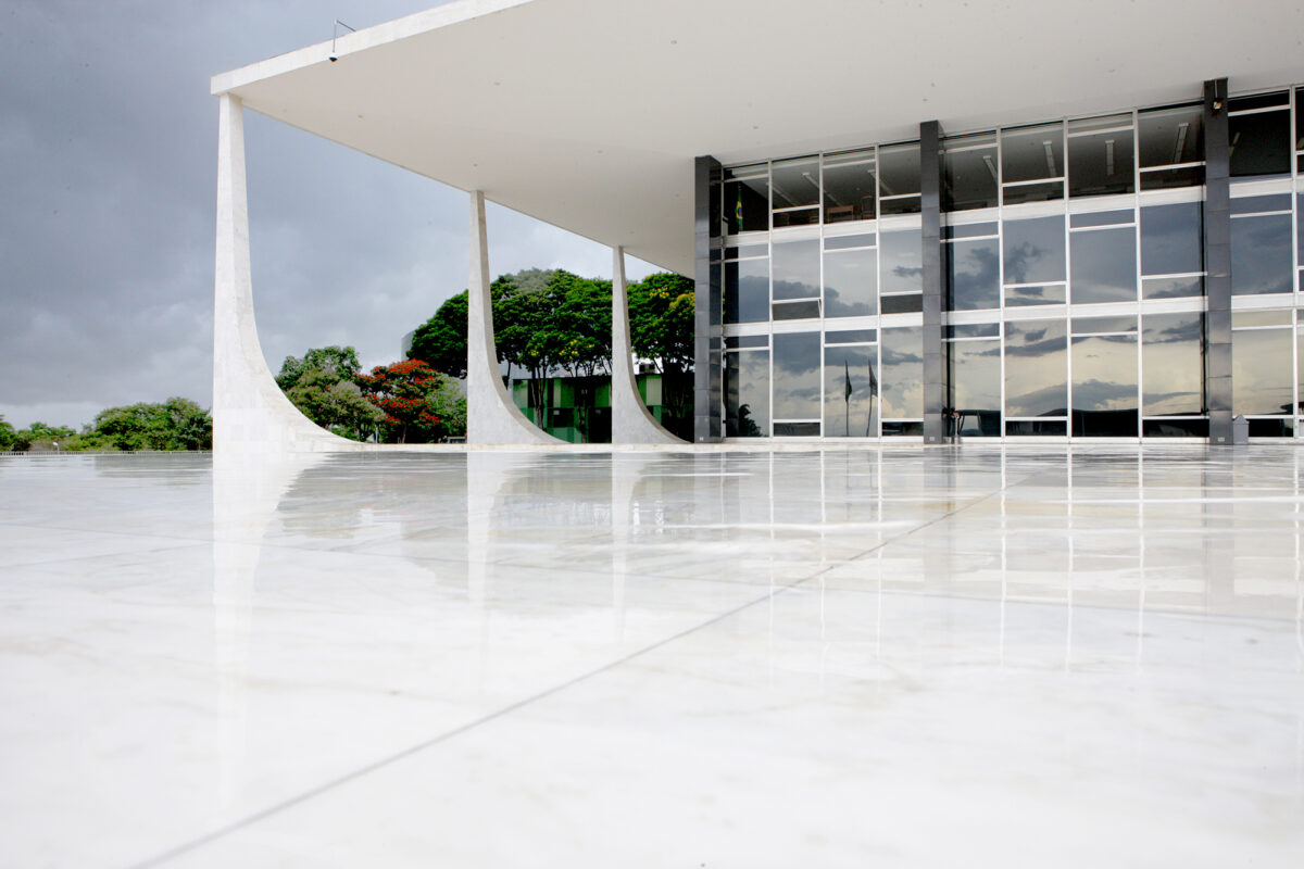 STF anula lei catarinense que previa perdão de débitos do TCE-SC