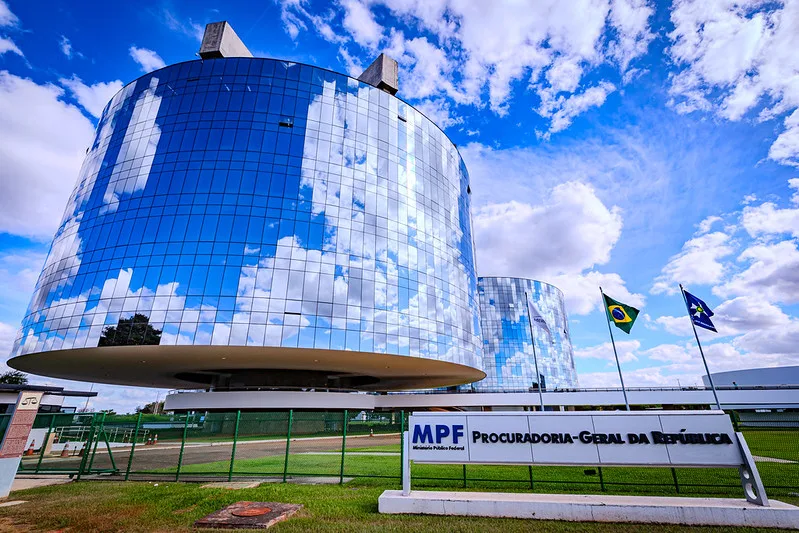 STJ decreta prisão preventiva de presidente do Tribunal de Contas (MT) em apuração de pagamentos paralelos