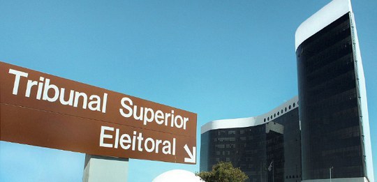Supremo valida normas do TSE sobre suspensão de partidos por falta de contas