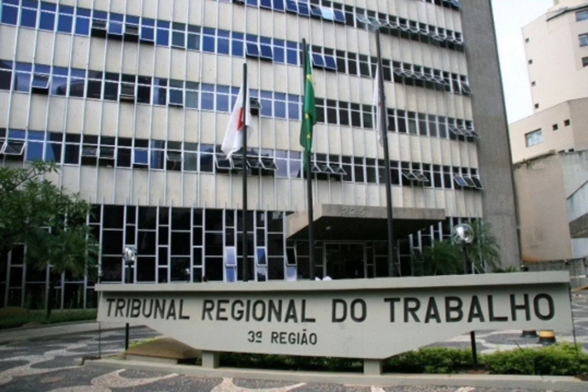 Justiça determina reintegração de trabalhadora demitida com transtorno bipolar