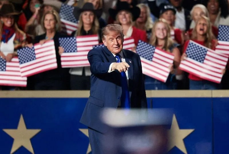 Donald Trump ordena execução por fuzilamento de Nidal Hasan