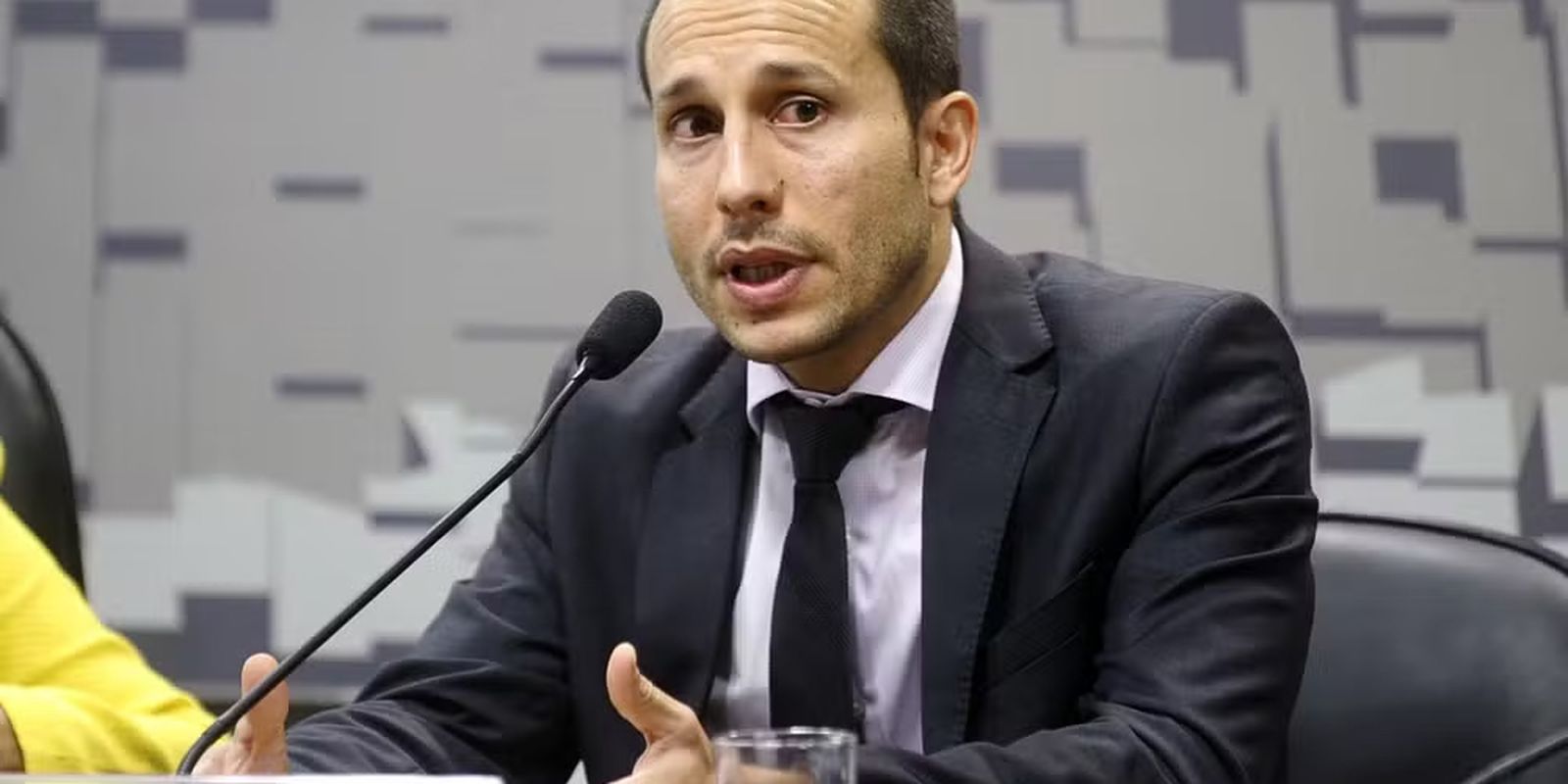 William Marcel Murad defende autonomia da PF após afastamento de Andrei Rodrigues